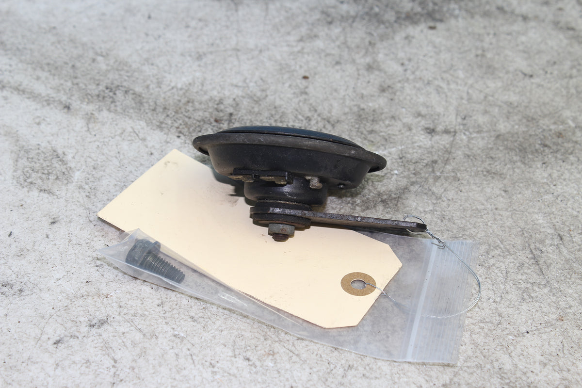 05-09 Suzuki Boulevard VL800 C50 Horn
