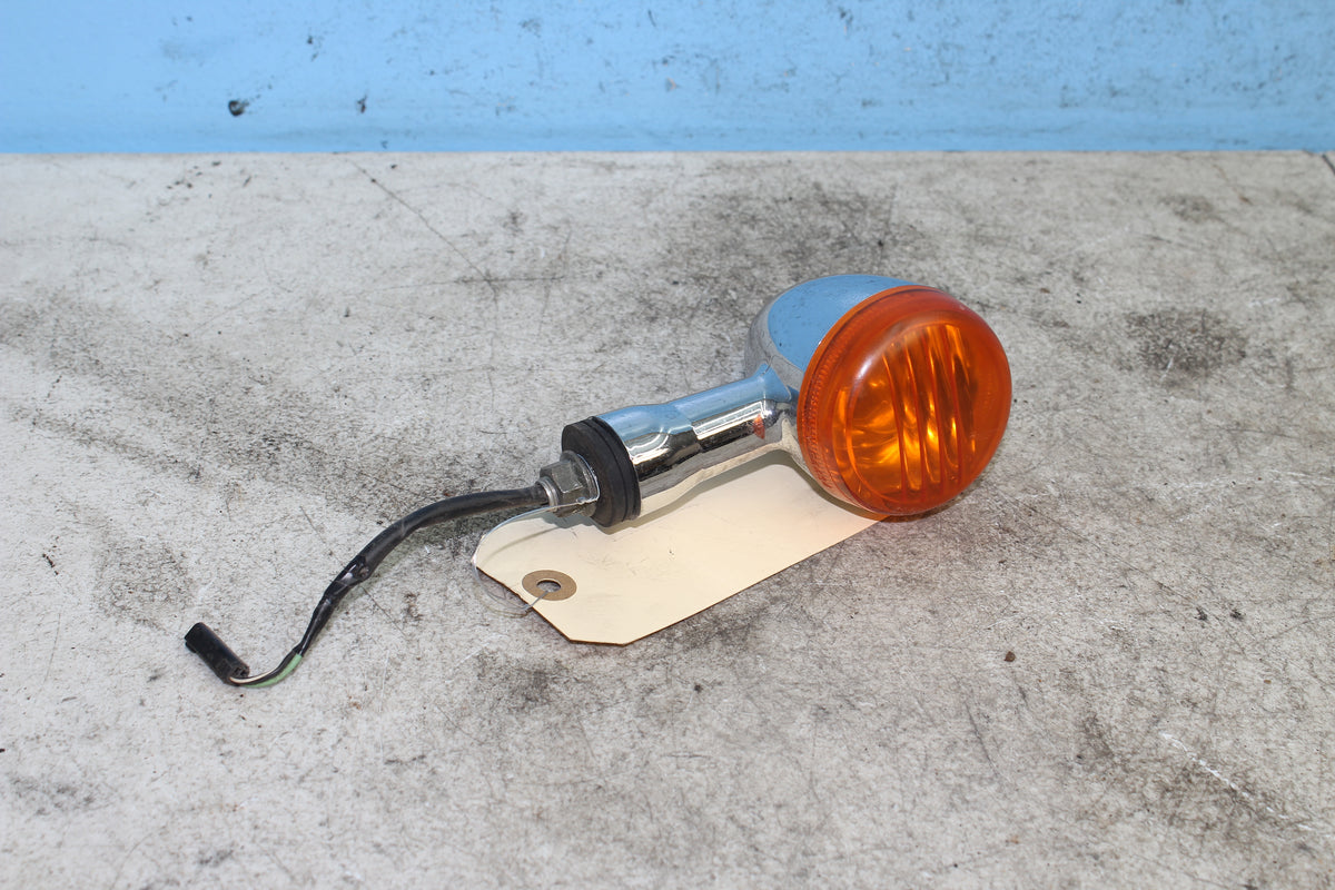 05-09 Suzuki Boulevard VL800 C50 Rear Right Turn Signal Blinker Light Chrome