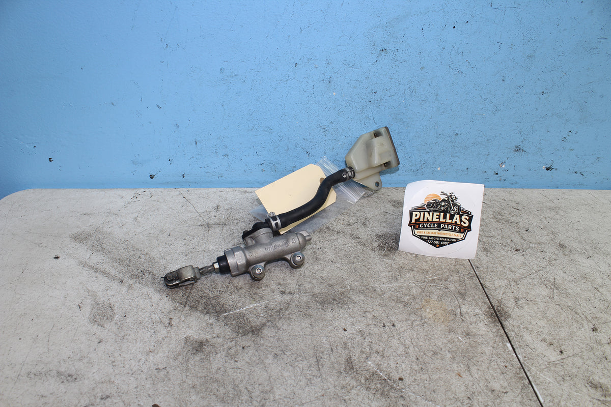 99-02 Suzuki GSX1300R Hayabusa Rear Brake Master Cylinder 69600-33C00