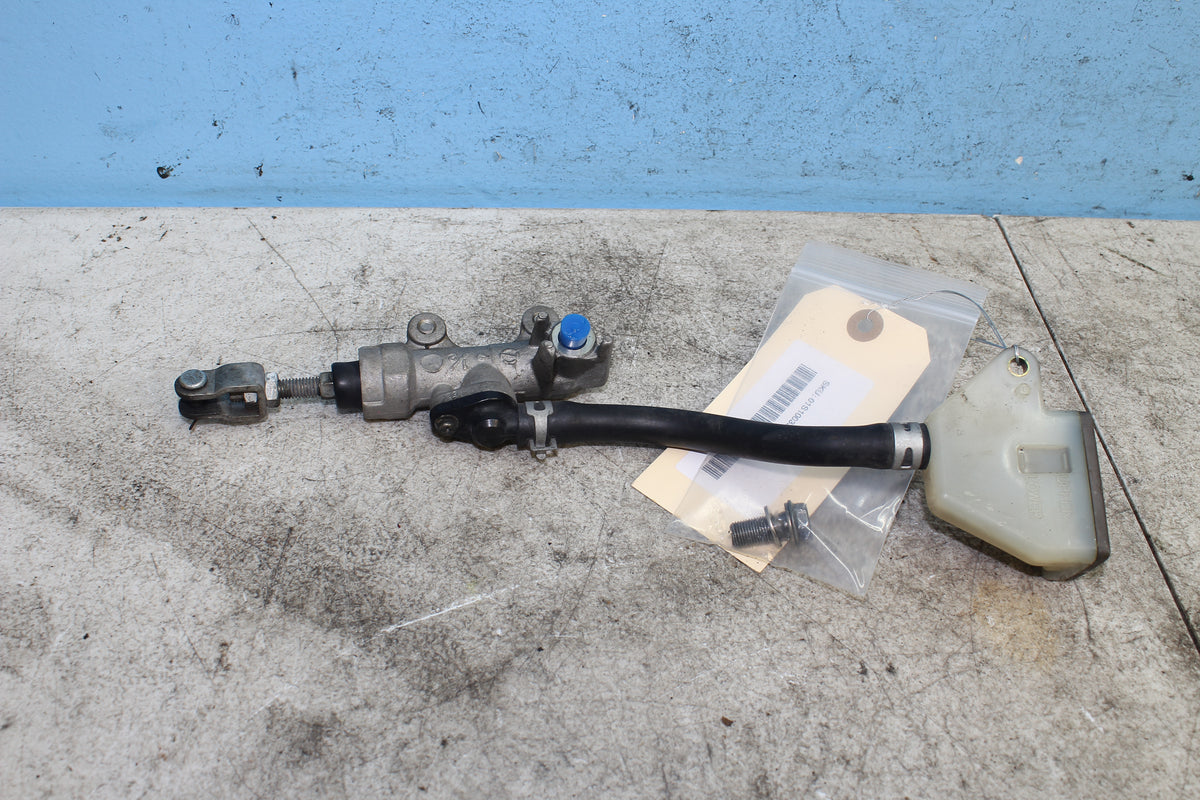 99-02 Suzuki GSX1300R Hayabusa Rear Brake Master Cylinder 69600-33C00
