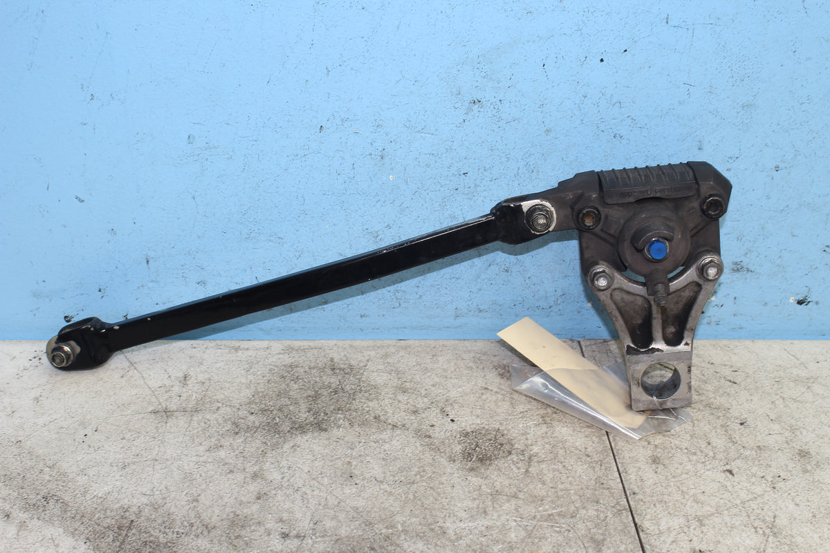 99-02 Suzuki GSX1300R Hayabusa Rear Brake Caliper w/ Mount