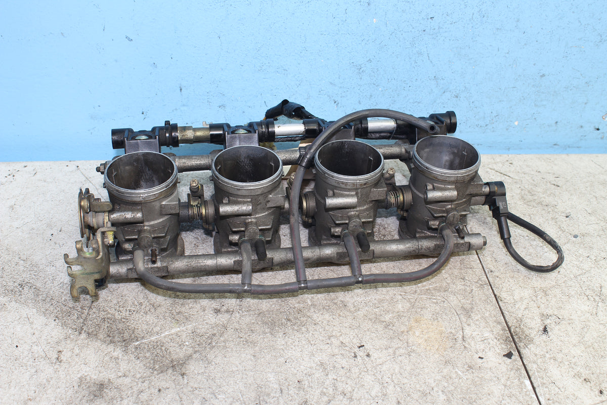 01-07 Suzuki GSX1300R Hayabusa Throttle Body Injectors Fuel Gas Rail