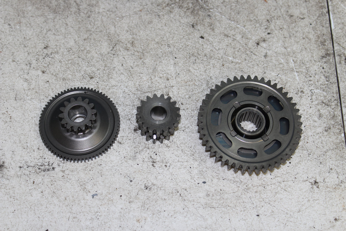 99-02 Suzuki GSX1300R Hayabusa Starter Clutch Cover Gear Side Engine