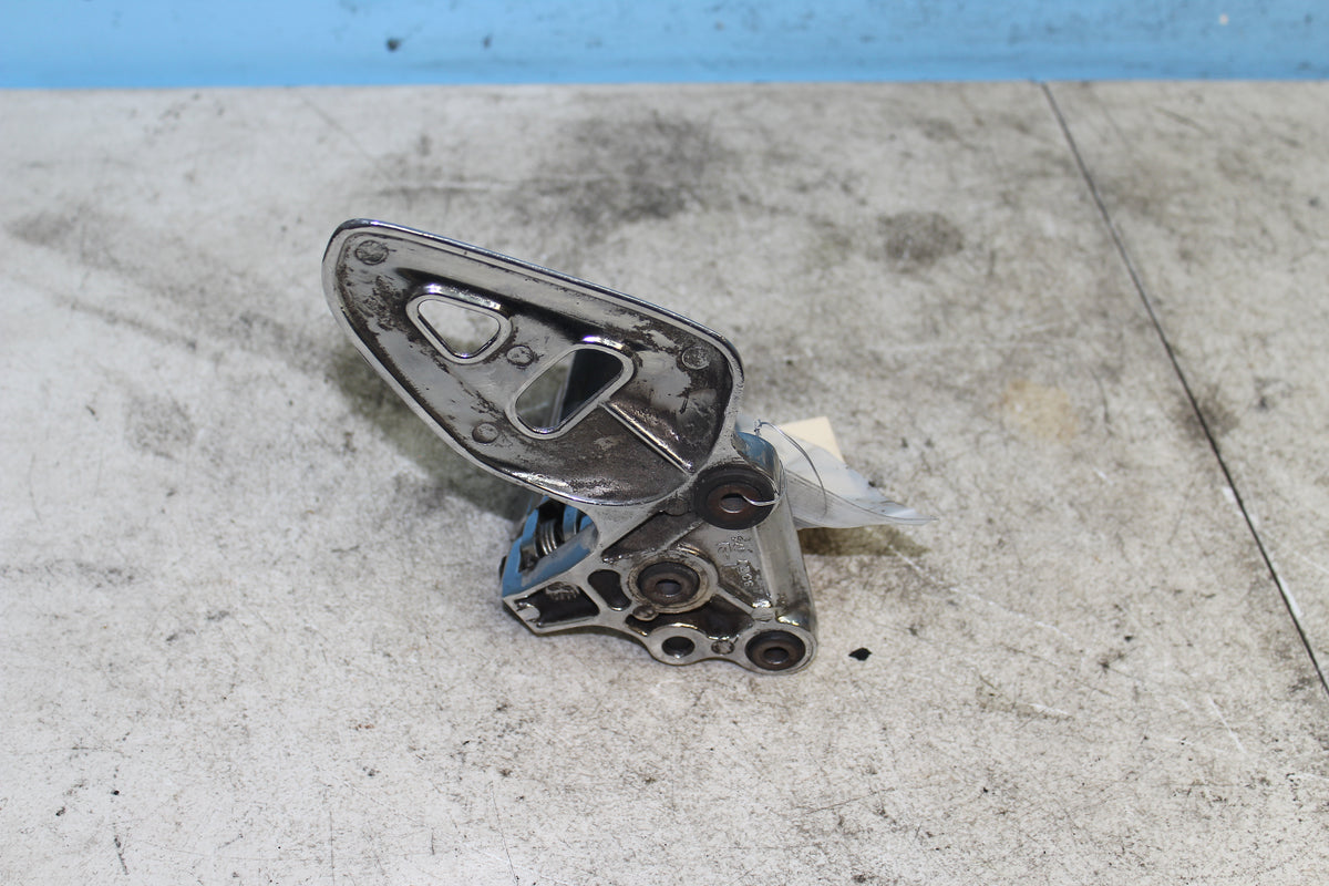 99-07 Suzuki GSX1300R Hayabusa Left Driver Foot Peg Rest Mount