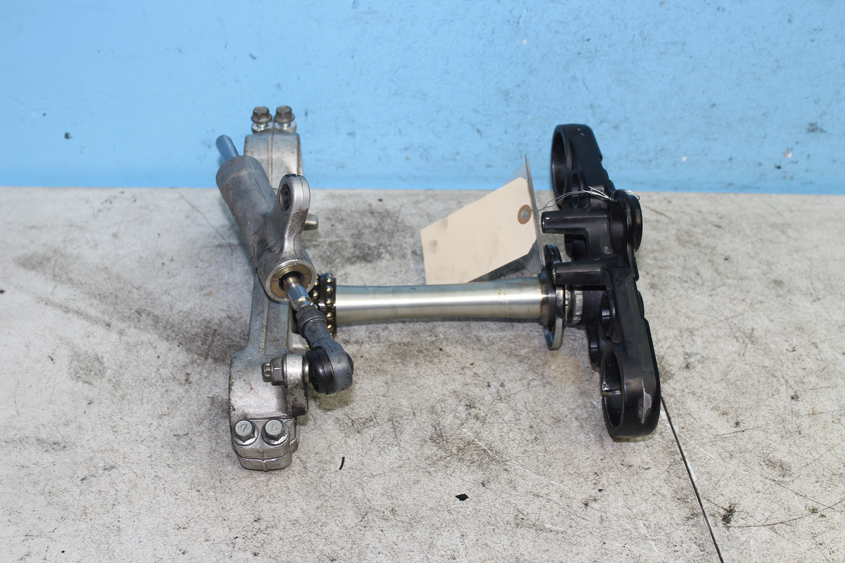 99-07 Suzuki GSX1300R Hayabusa Triple Tree Upper Lower Stabilizer Steering Stem