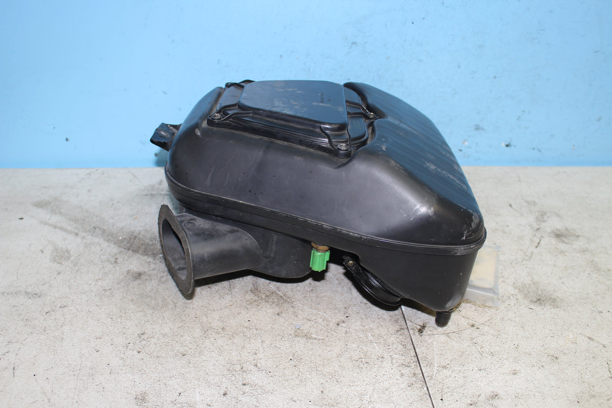99-07 Suzuki GSX1300R Hayabusa Airbox Air Cleaner Filter Housing