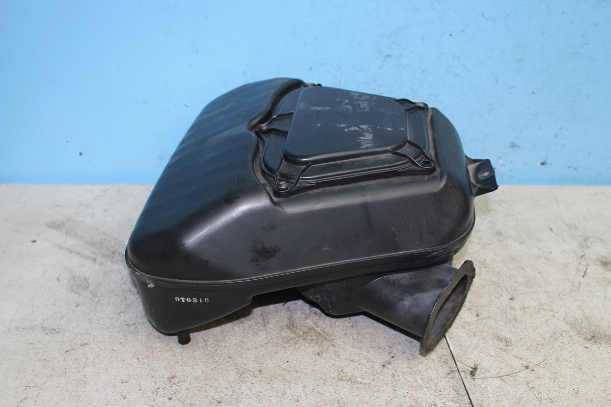 99-07 Suzuki GSX1300R Hayabusa Airbox Air Cleaner Filter Housing