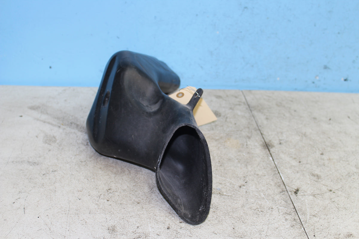 99-07 Suzuki GSX1300R Hayabusa Air Duct Right Intake Tube 94421-24F01