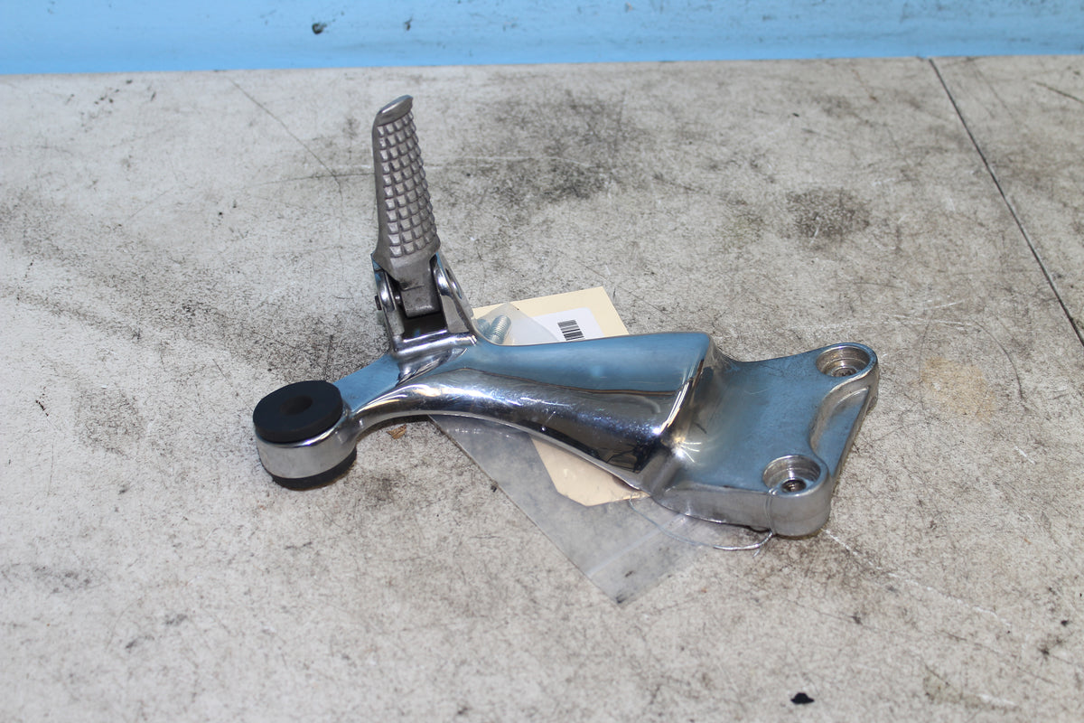 99-07 Suzuki GSX1300R Hayabusa Left Rear Foot Peg Rest Passenger
