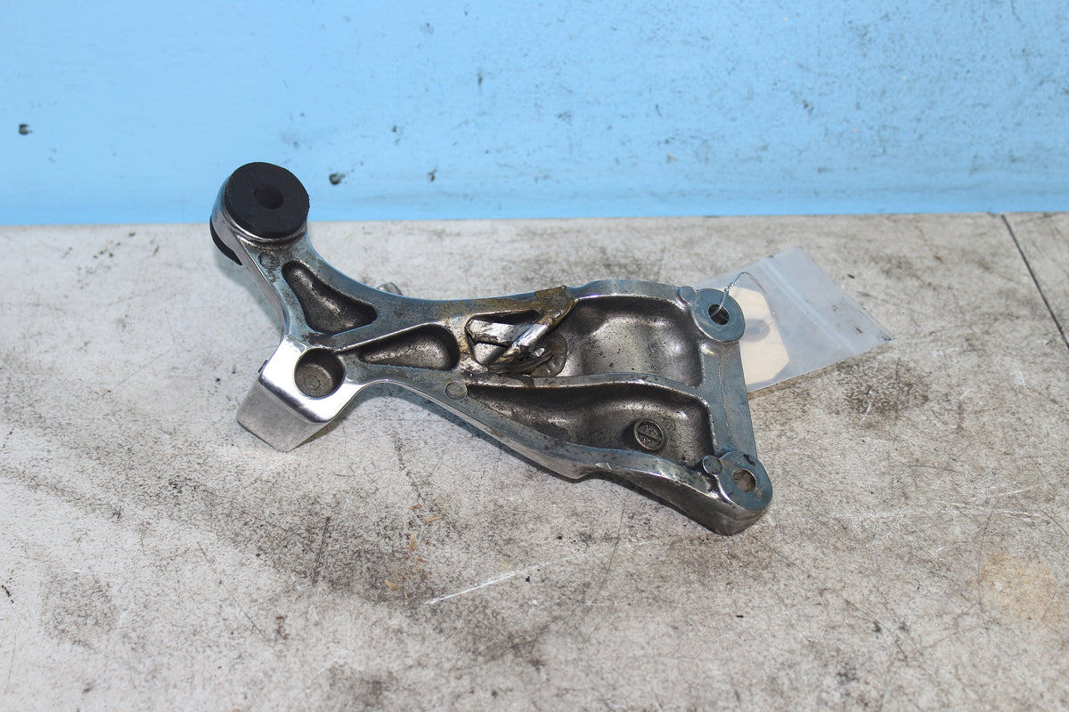99-07 Suzuki GSX1300R Hayabusa Left Rear Foot Peg Rest Passenger