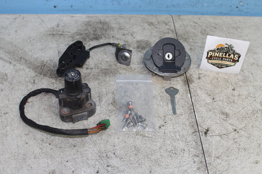 99-07 Suzuki GSX1300R Hayabusa Ignition Lockset Gas Tank Cap Seat Lock KEY