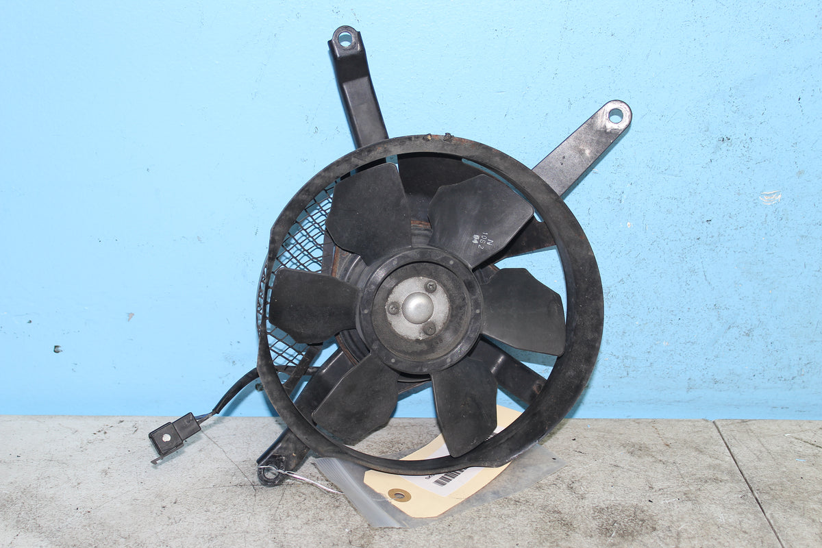 99-07 Suzuki GSX1300R Hayabusa Radiator Fan Cooling Rad Engine Coolant