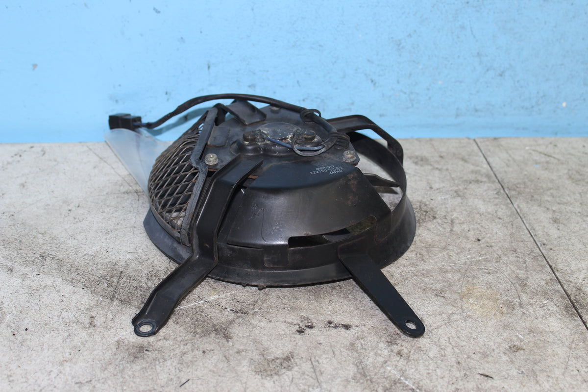 99-07 Suzuki GSX1300R Hayabusa Radiator Fan Cooling Rad Engine Coolant