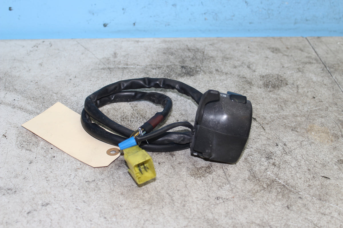 99-07 Suzuki GSX1300R Hayabusa Left Hand Control Headlight Turn Signal Switch