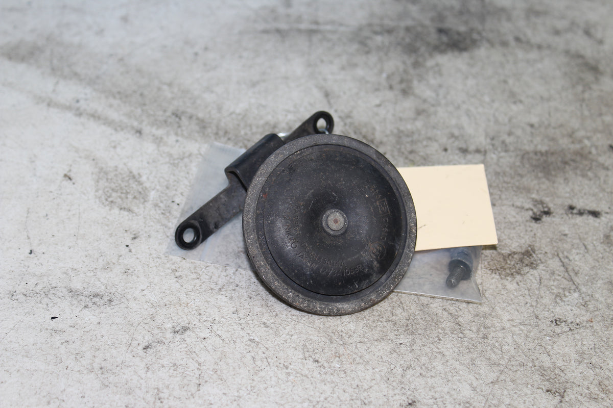 99-07 Suzuki GSX1300R Hayabusa Horn 38500-24F00