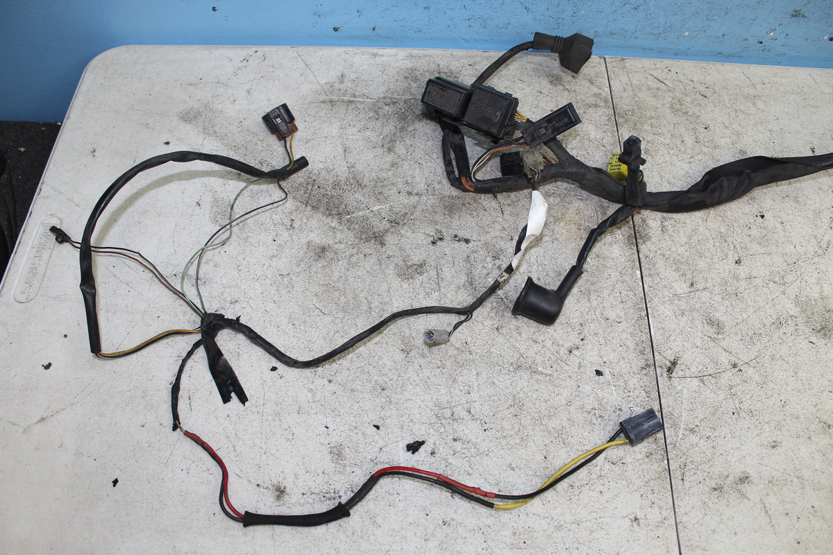 01-02 Suzuki GSX1300R Hayabusa Main Wiring Harness Engine Wire Loom  *DMG*