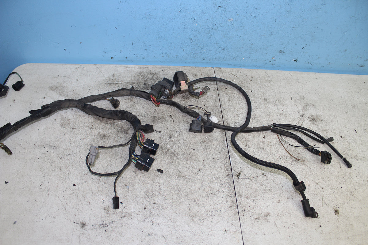 01-02 Suzuki GSX1300R Hayabusa Main Wiring Harness Engine Wire Loom  *DMG*