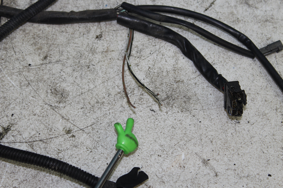 01-02 Suzuki GSX1300R Hayabusa Main Wiring Harness Engine Wire Loom  *DMG*