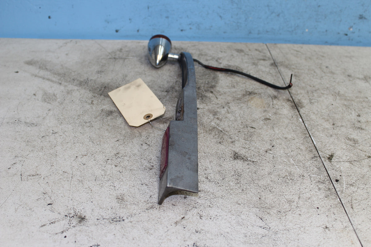 86-89 Harley Sportster Rear Right Sturt Cover Fender Support Turn Signal