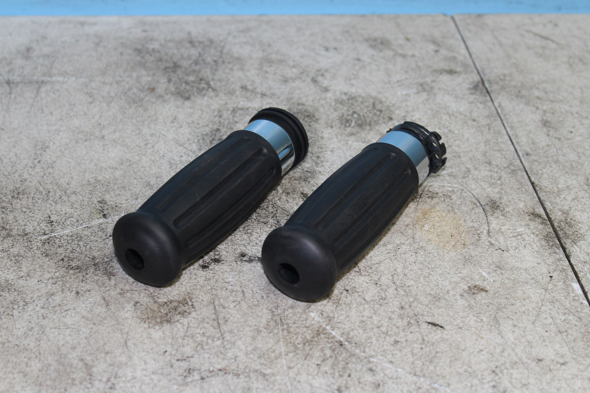 86-90 Harley Sportster Grips Left Right Hand Bar