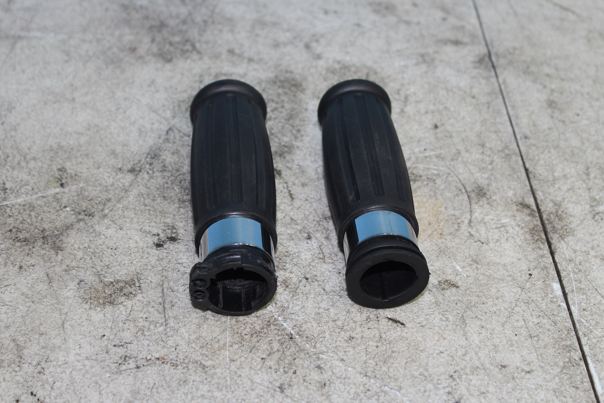 86-90 Harley Sportster Grips Left Right Hand Bar