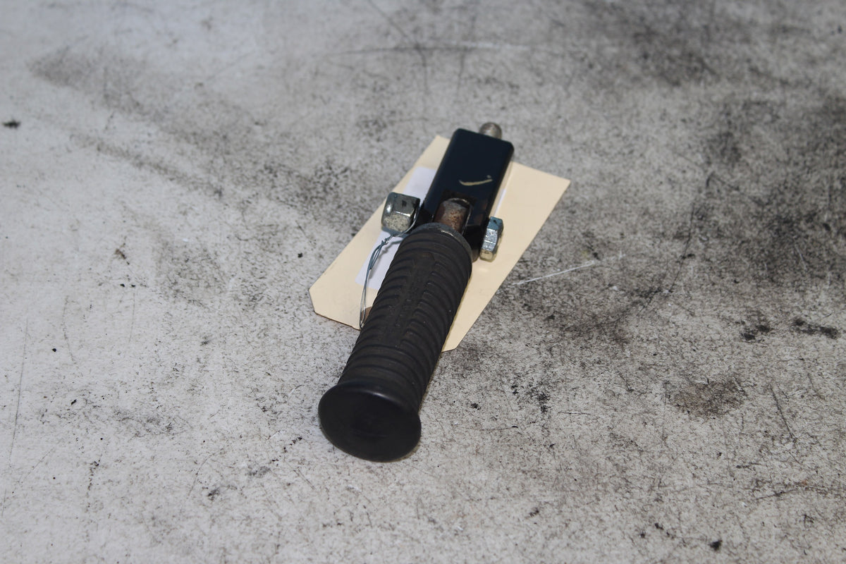 86-94 Harley Sportster XLH 1200 883 Rear Right Foot Peg Rest Right Passenger