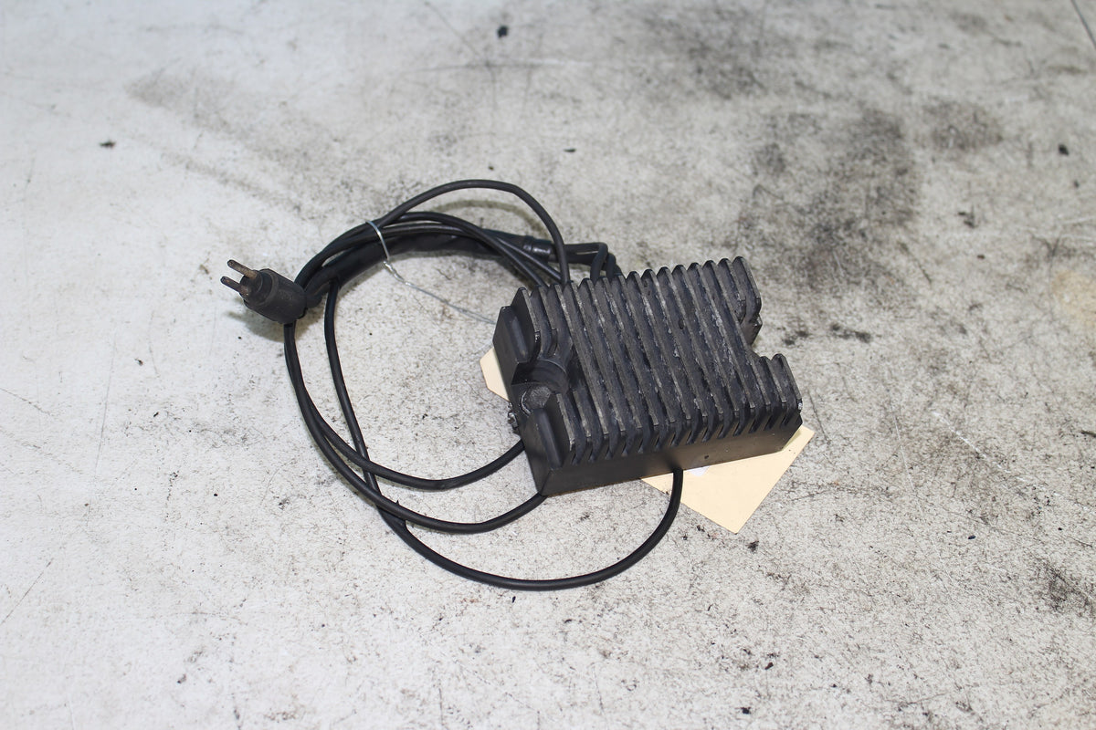 92-93 Harley Sportster XLH 1200 883 Voltage Regulator Rectifier