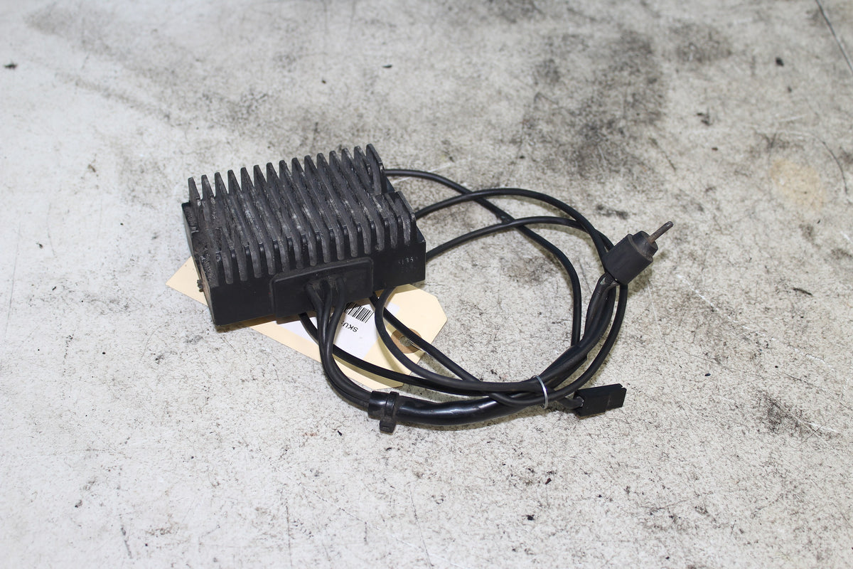 92-93 Harley Sportster XLH 1200 883 Voltage Regulator Rectifier
