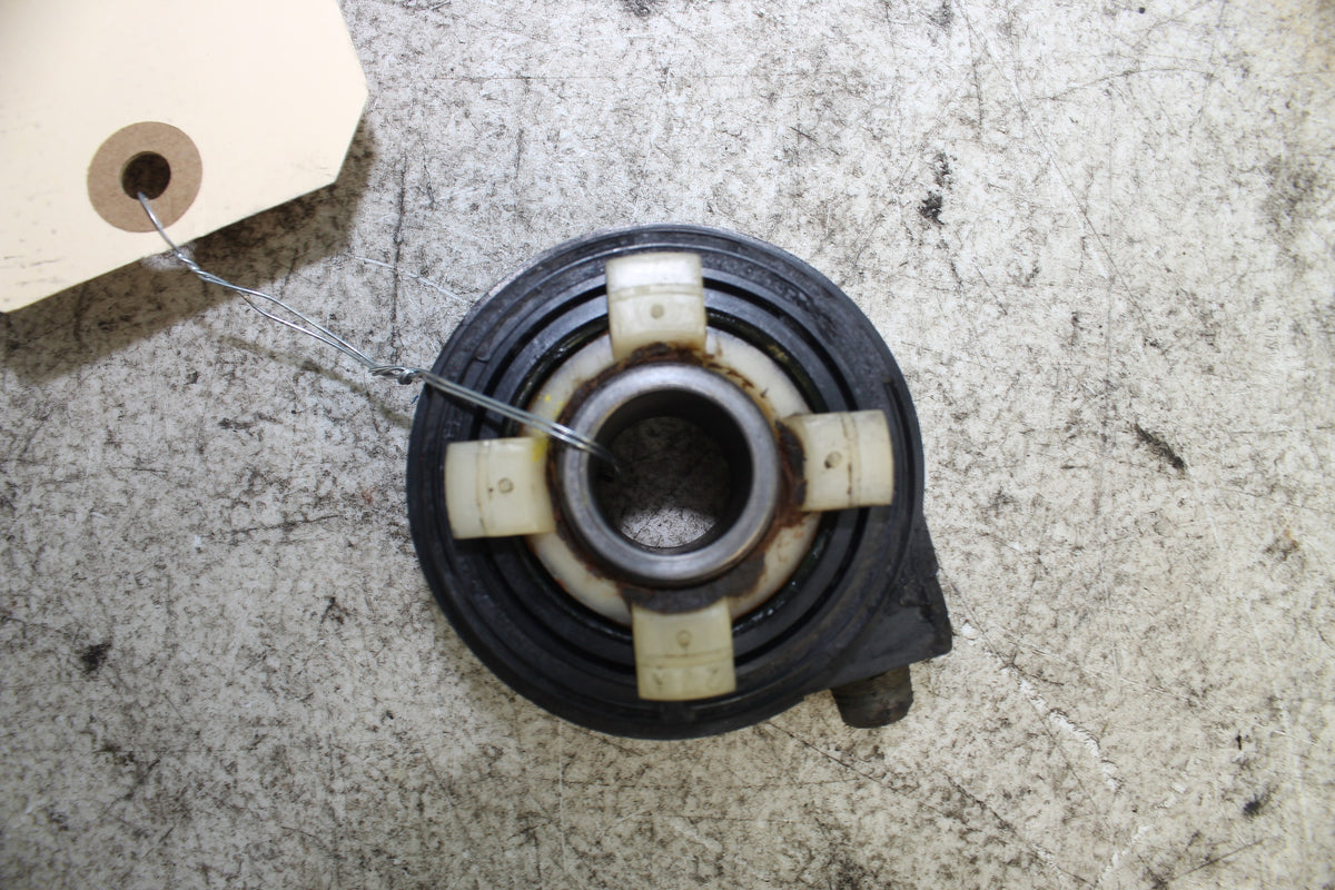 97-04 Suzuki Marauder VZ800 Speedometer Drive Gear Box Front Wheel Pickup