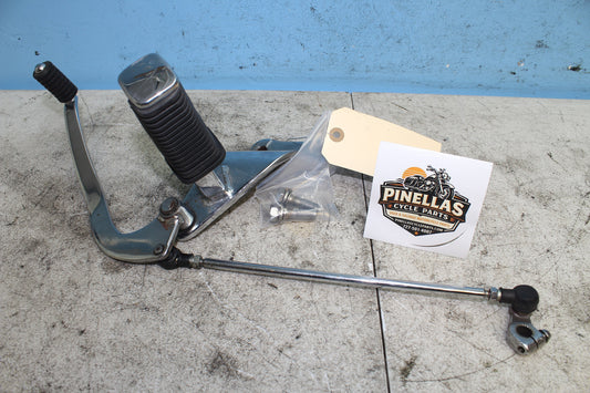 97-04 Suzuki Marauder VZ800 Foot Peg Left Front Footrest Gear Shifter Linkage