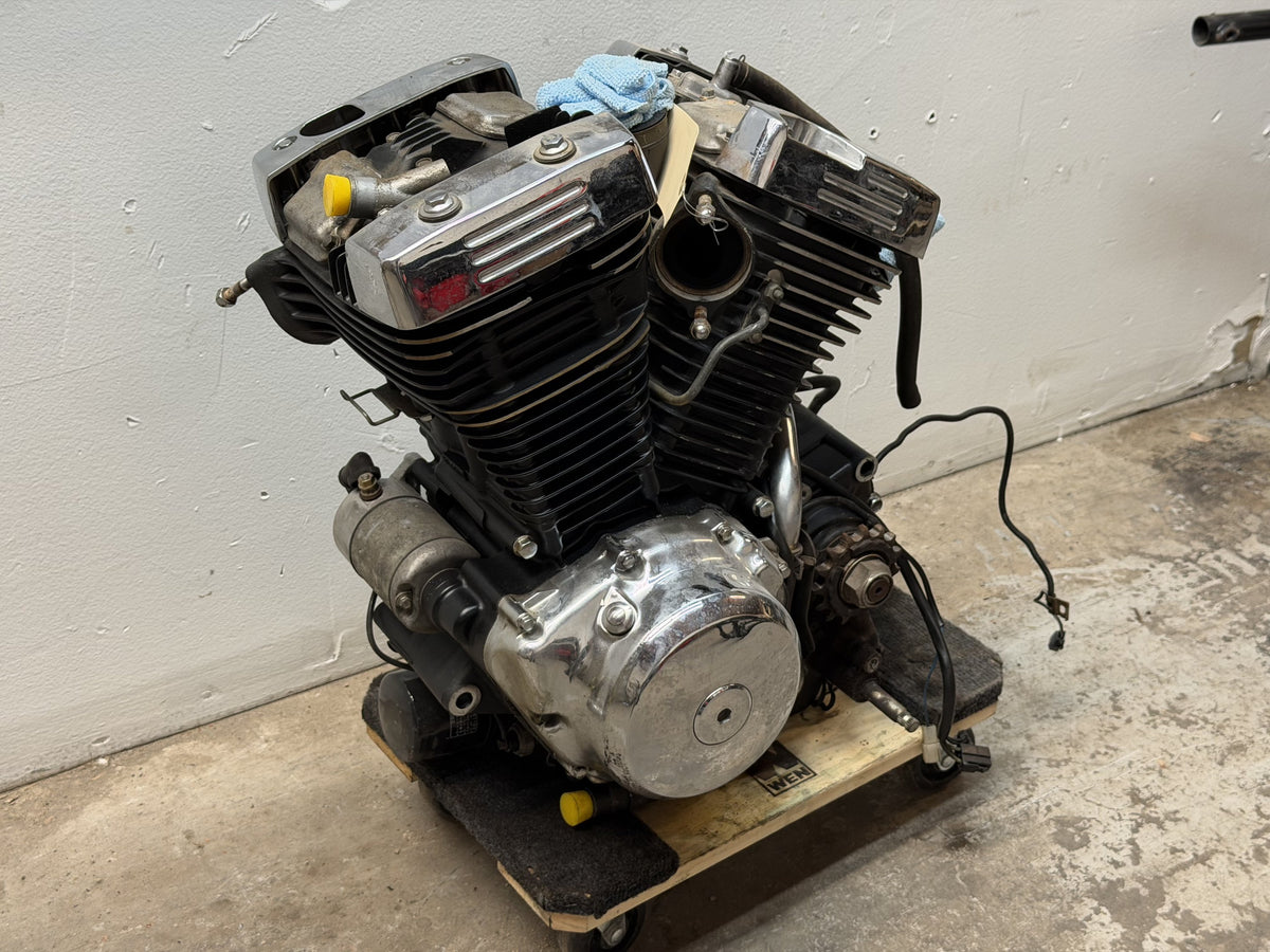 97-04 Suzuki Marauder VZ800 Engine Motor Transmission 11k Miles *RUNS*