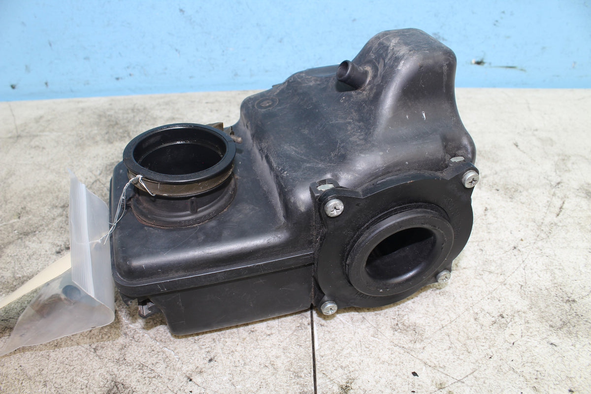 97-04 Suzuki Marauder VZ800 Rear Air Box Carburetor Cleaner Carb Filter