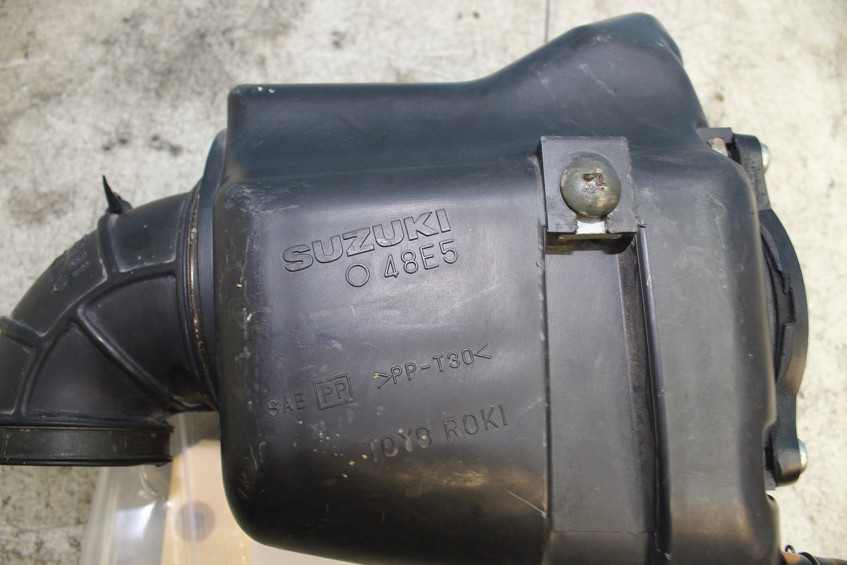 97-04 Suzuki Marauder VZ800 Front Air Box Carburetor Cleaner Carb Filter