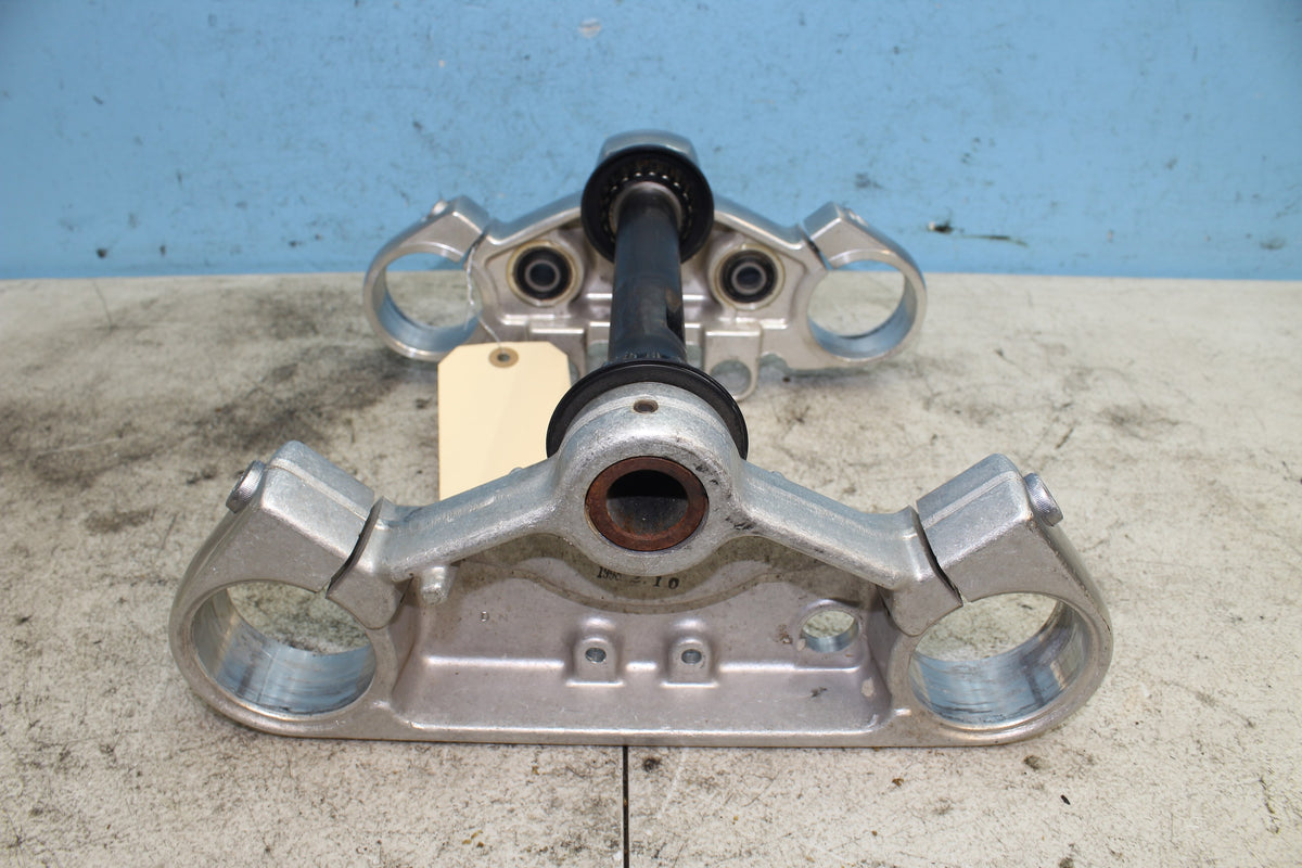 97-04 Suzuki Marauder VZ800 Triple Tree Upper Lower Steering Stem