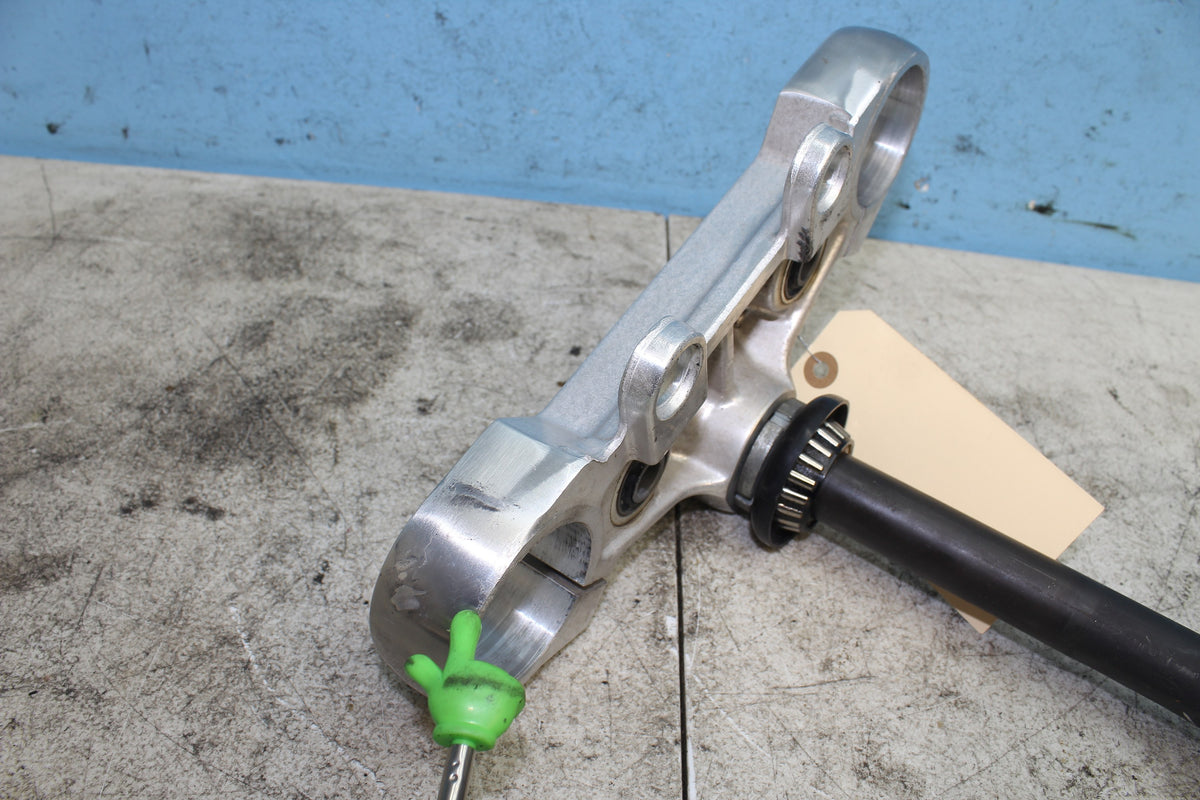 97-04 Suzuki Marauder VZ800 Triple Tree Upper Lower Steering Stem