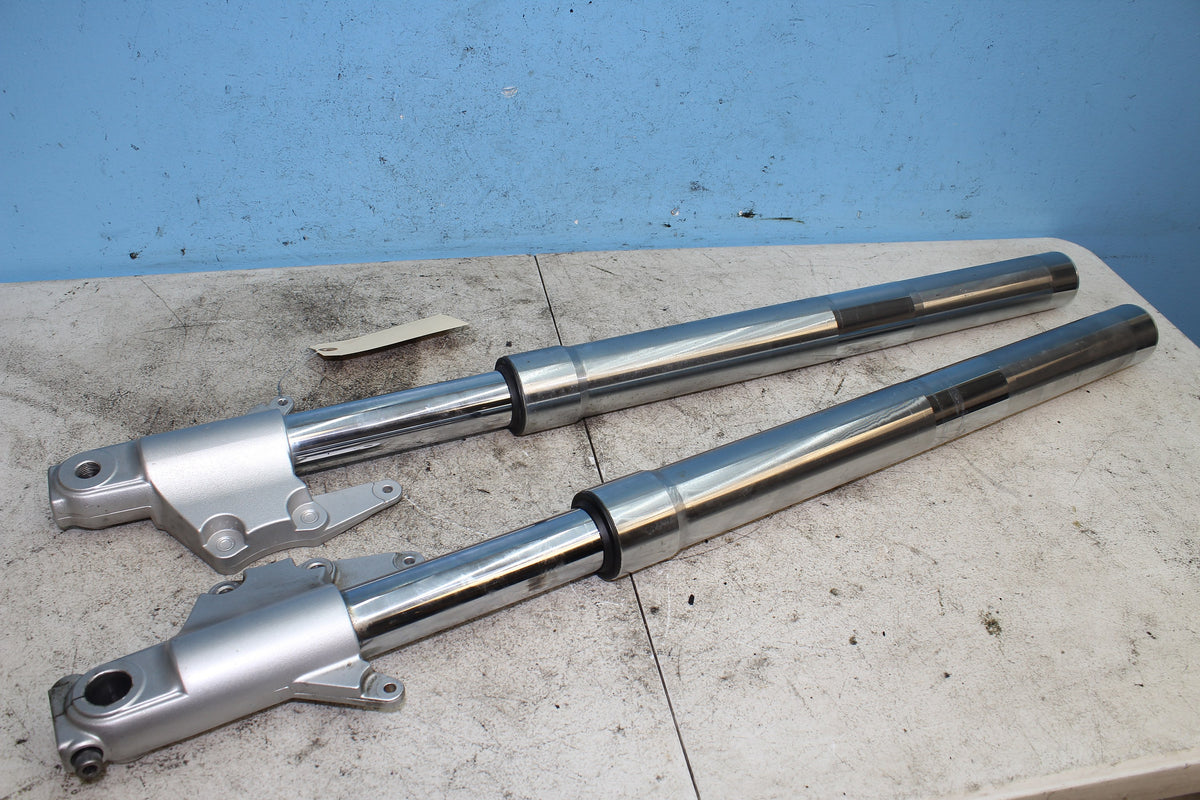 97-04 Suzuki Marauder VZ800 Front Forks Left Right Tubes