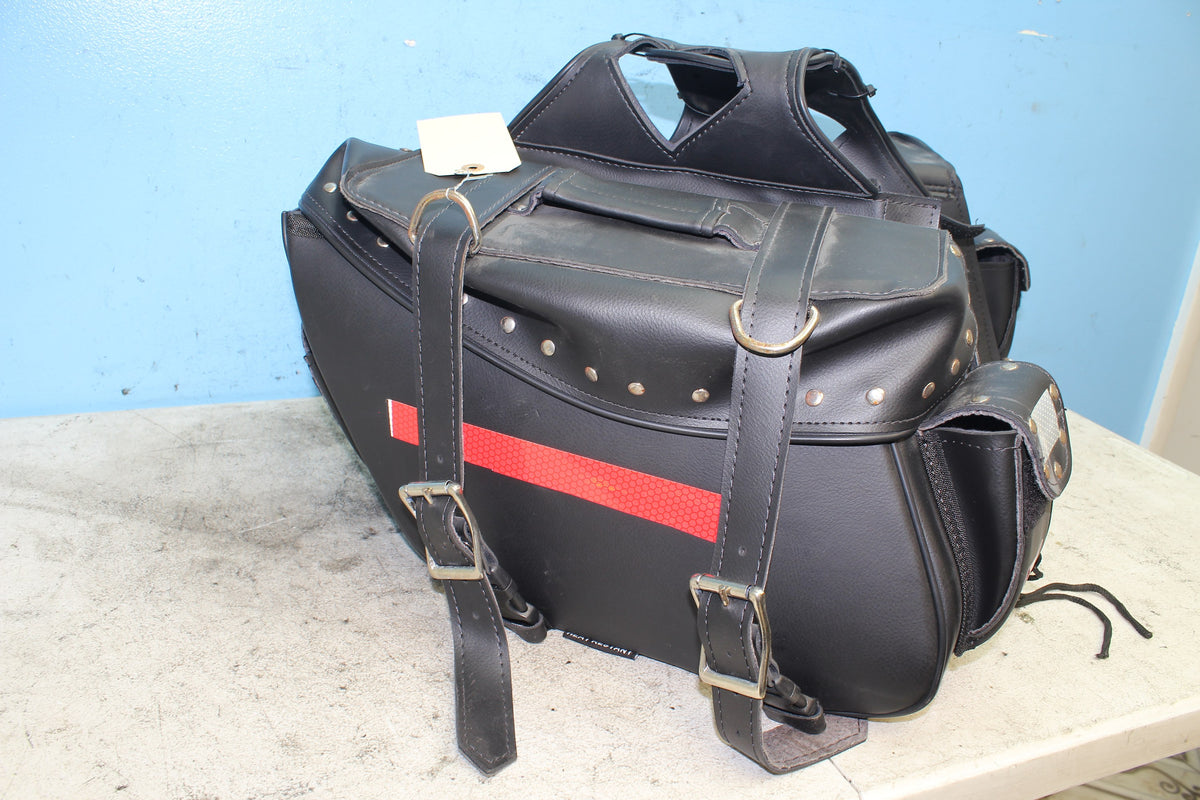 97-04 Suzuki Marauder VZ800 Rear Saddlebags Luggage Storage
