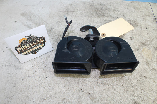 97-04 Suzuki Marauder VZ800 Horn
