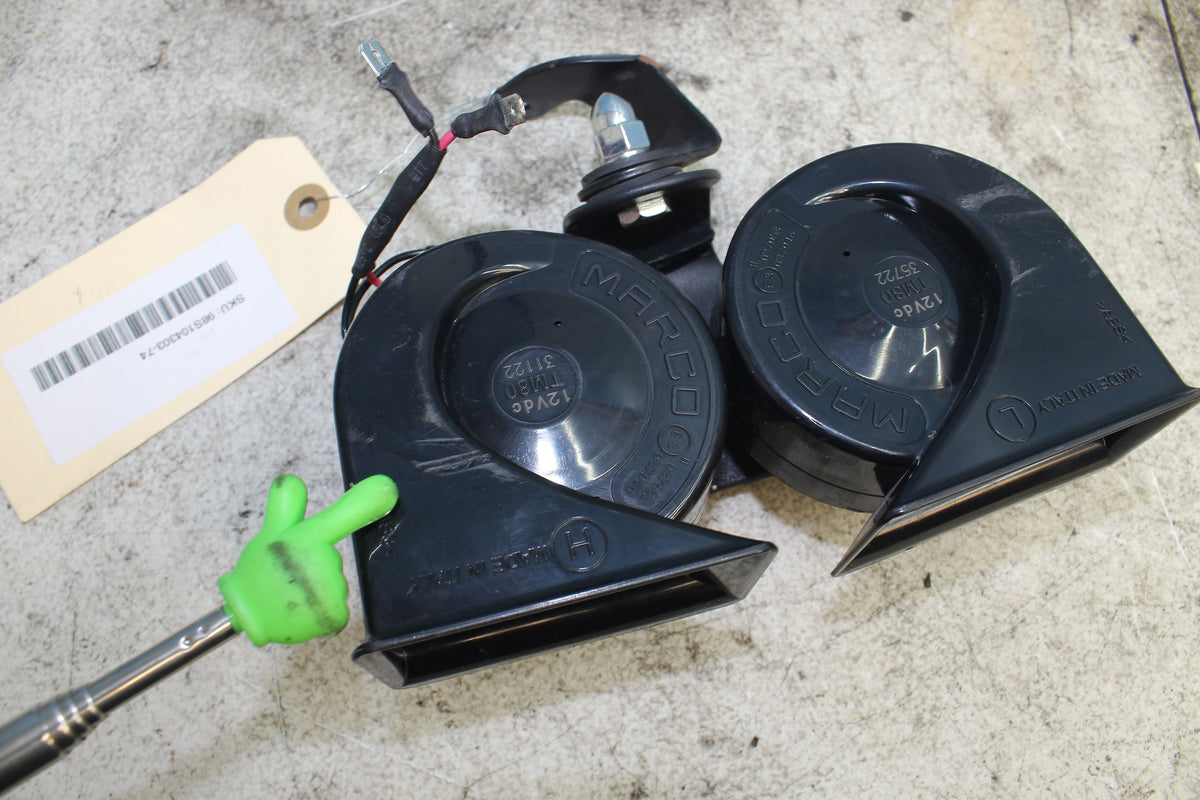 97-04 Suzuki Marauder VZ800 Horn
