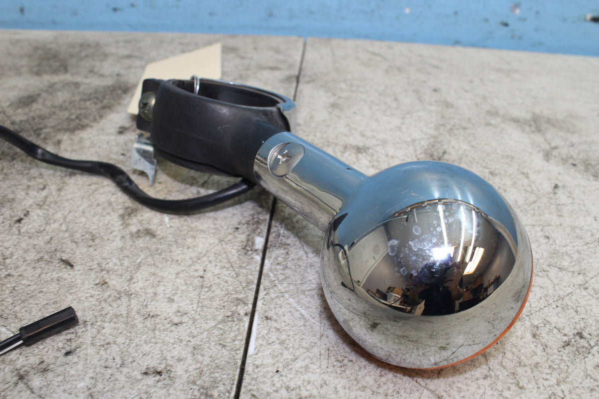 97-03 Suzuki Marauder VZ800 Turn Signal Right Front Blinker Lens Light Lamp