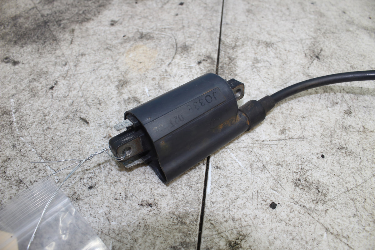 97-04 Suzuki Marauder VZ800 Rear Ignition Coil Pack Plug Wire