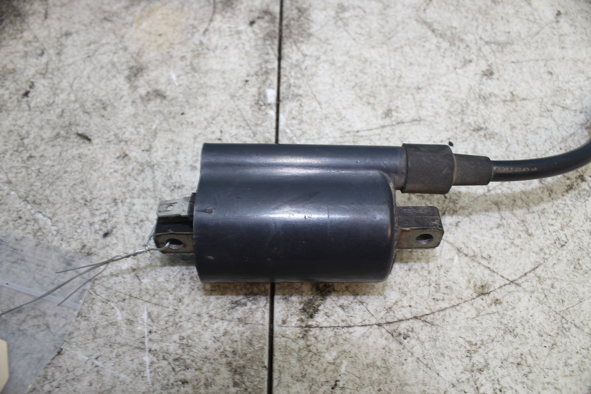 97-04 Suzuki Marauder VZ800 Rear Ignition Coil Pack Plug Wire