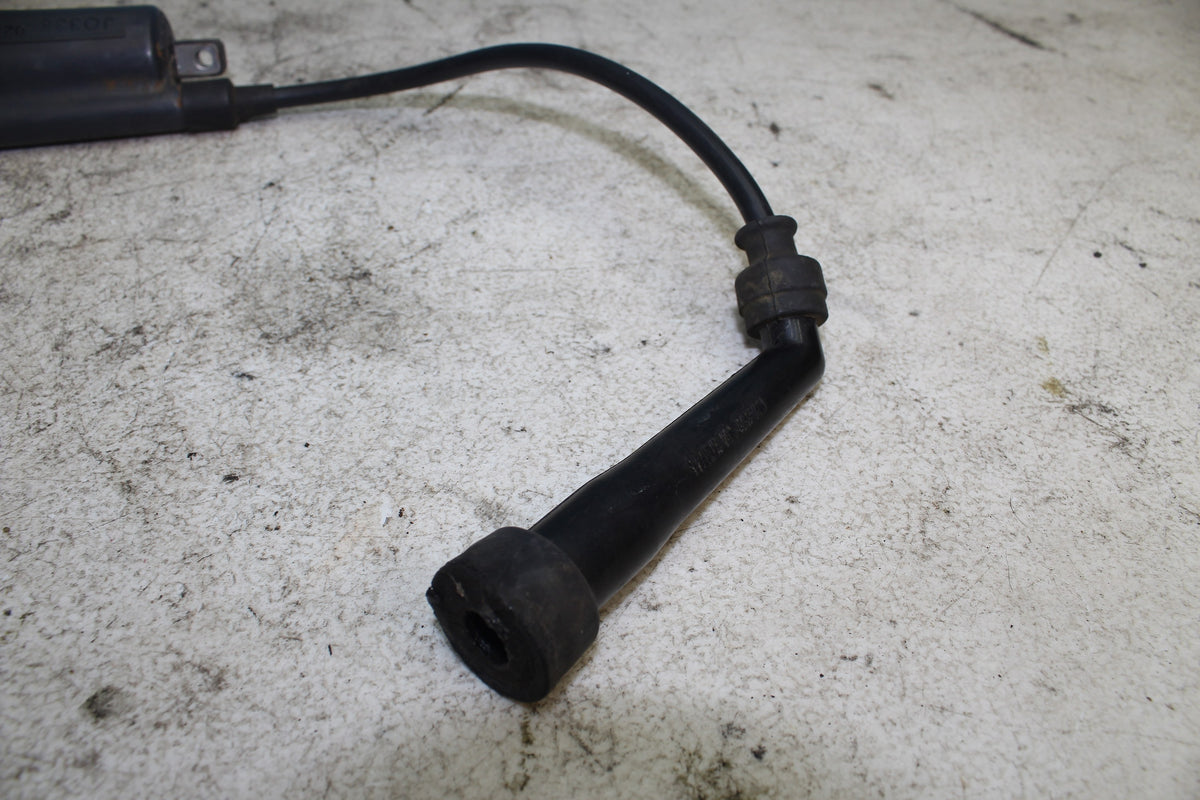 97-04 Suzuki Marauder VZ800 Rear Ignition Coil Pack Plug Wire