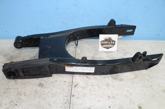 98-04 Suzuki Marauder VZ800 Swing Arm Rear Fork Suspension Swingarm