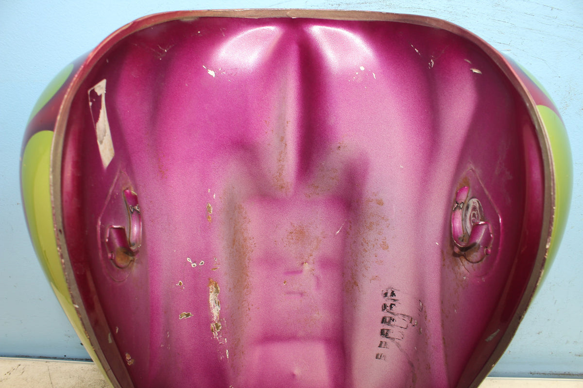 97-04 Suzuki Marauder VZ800 Gas Tank Fuel Tank