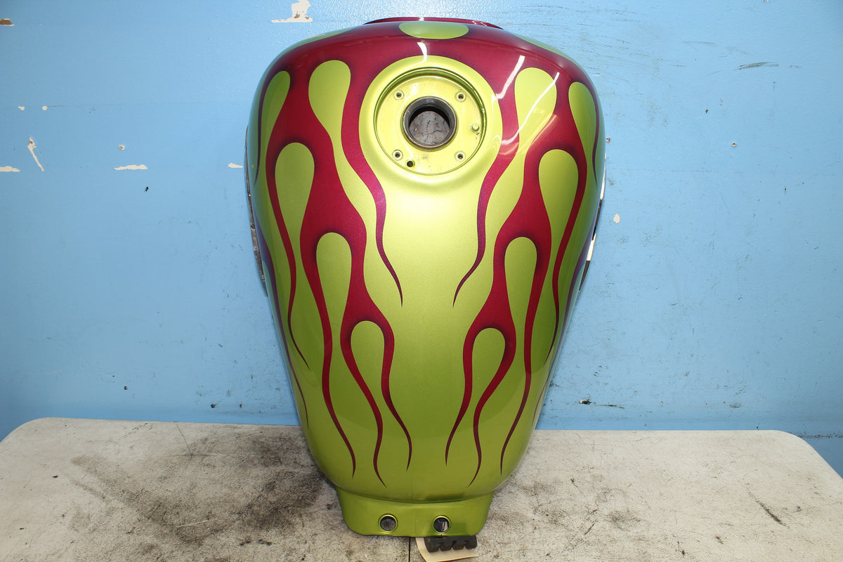 97-04 Suzuki Marauder VZ800 Gas Tank Fuel Tank