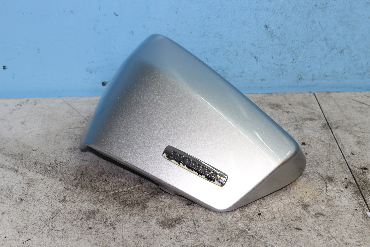 04-09 Honda Shadow Aero VT750C Left Side Cover Frame Panel Silver Trim