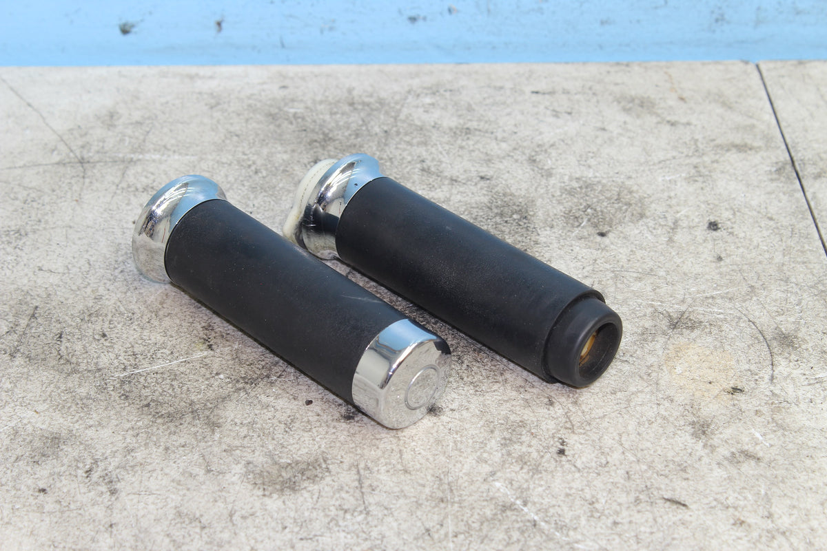 04-09 Honda Shadow Aero VT750C Hand Grips Set Left Right Bar End Cap