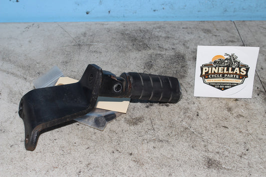 04-09 Honda Shadow Aero VT750C Driver Left Foot Peg Front Footrest Bracket Mount