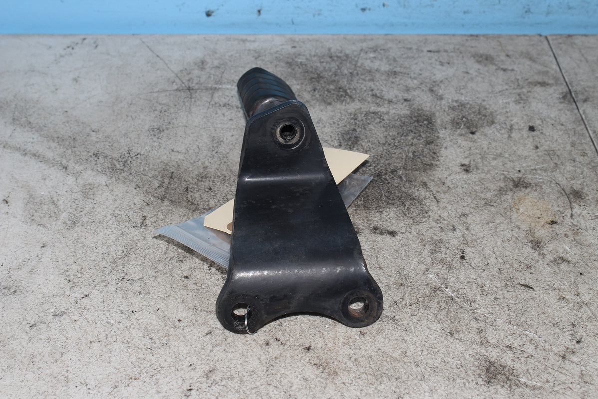 04-09 Honda Shadow Aero VT750C Driver Left Foot Peg Front Footrest Bracket Mount